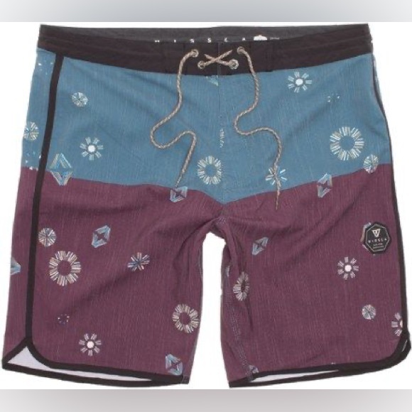 VISSLA Other - VISSLA  18.5" Board Shorts - Men's Size 34